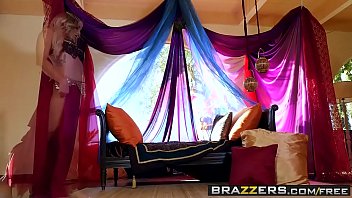 Brazzers Exxtra - (Kissa Sins)(Johnny Sins) - Belly Dancing 4 Big Dicks