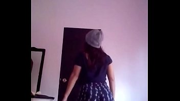 Mariana Gonzalez twerk dance[1]